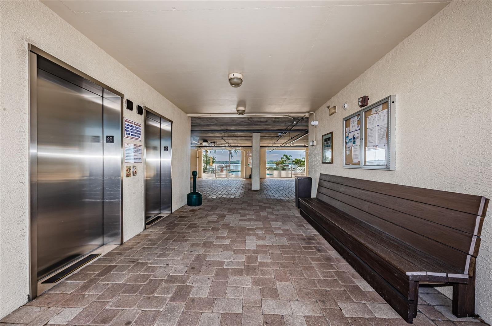 8800 BAY PINES BLVD #303, ST PETERSBURG, FL, 33709