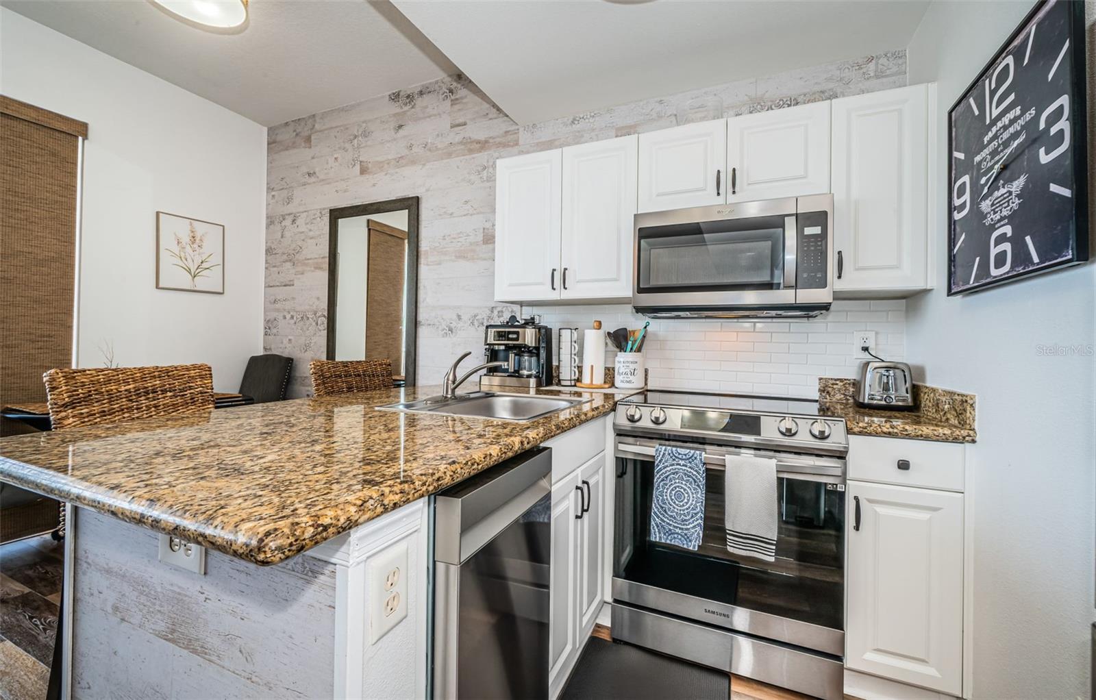 8800 BAY PINES BLVD #303, ST PETERSBURG, FL, 33709