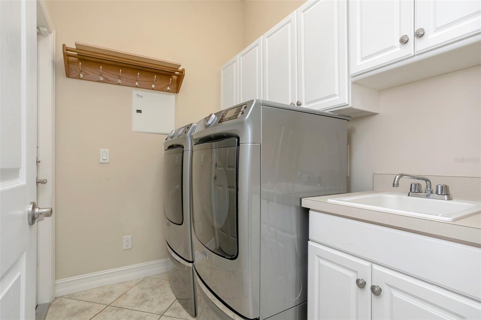 16022 GOLDEN LAKES DR, WIMAUMA, FL, 33598