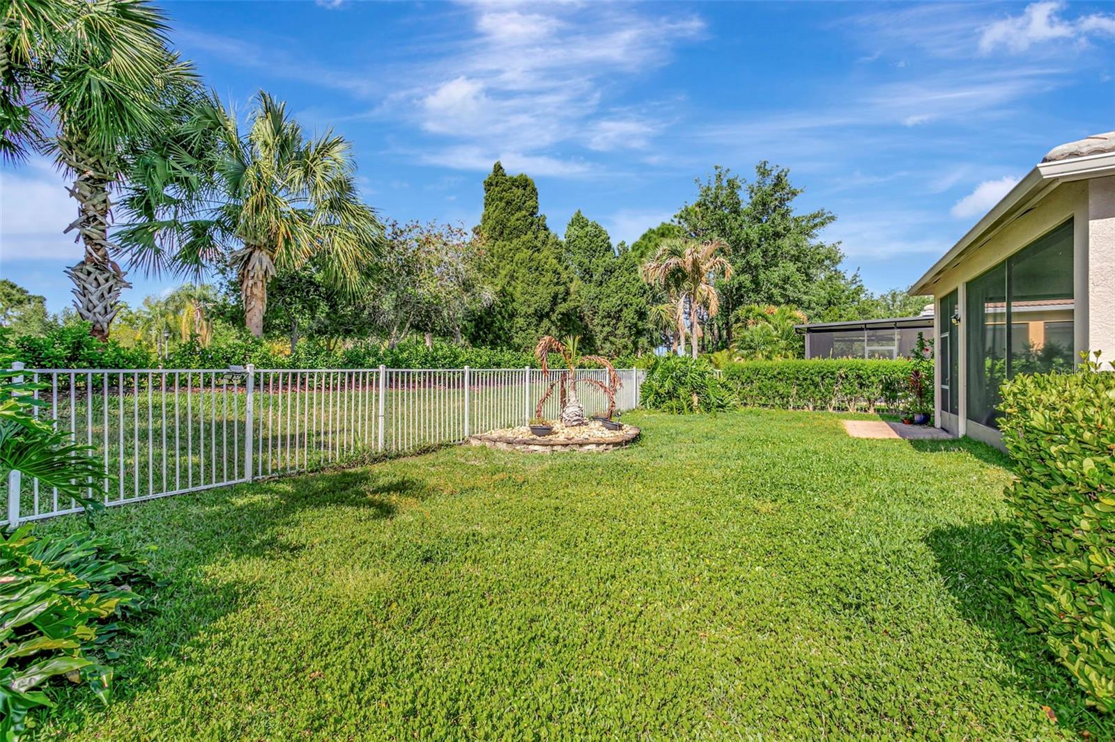16022 GOLDEN LAKES DR, WIMAUMA, FL, 33598