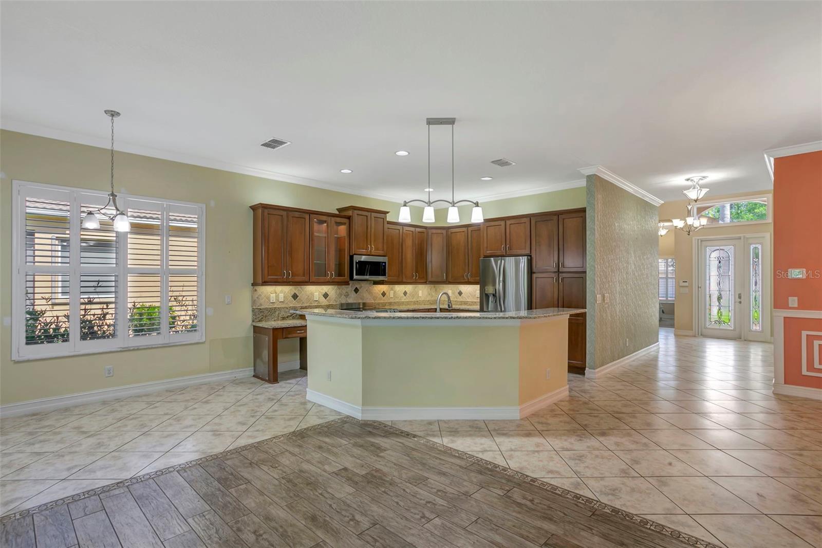 16022 GOLDEN LAKES DR, WIMAUMA, FL, 33598