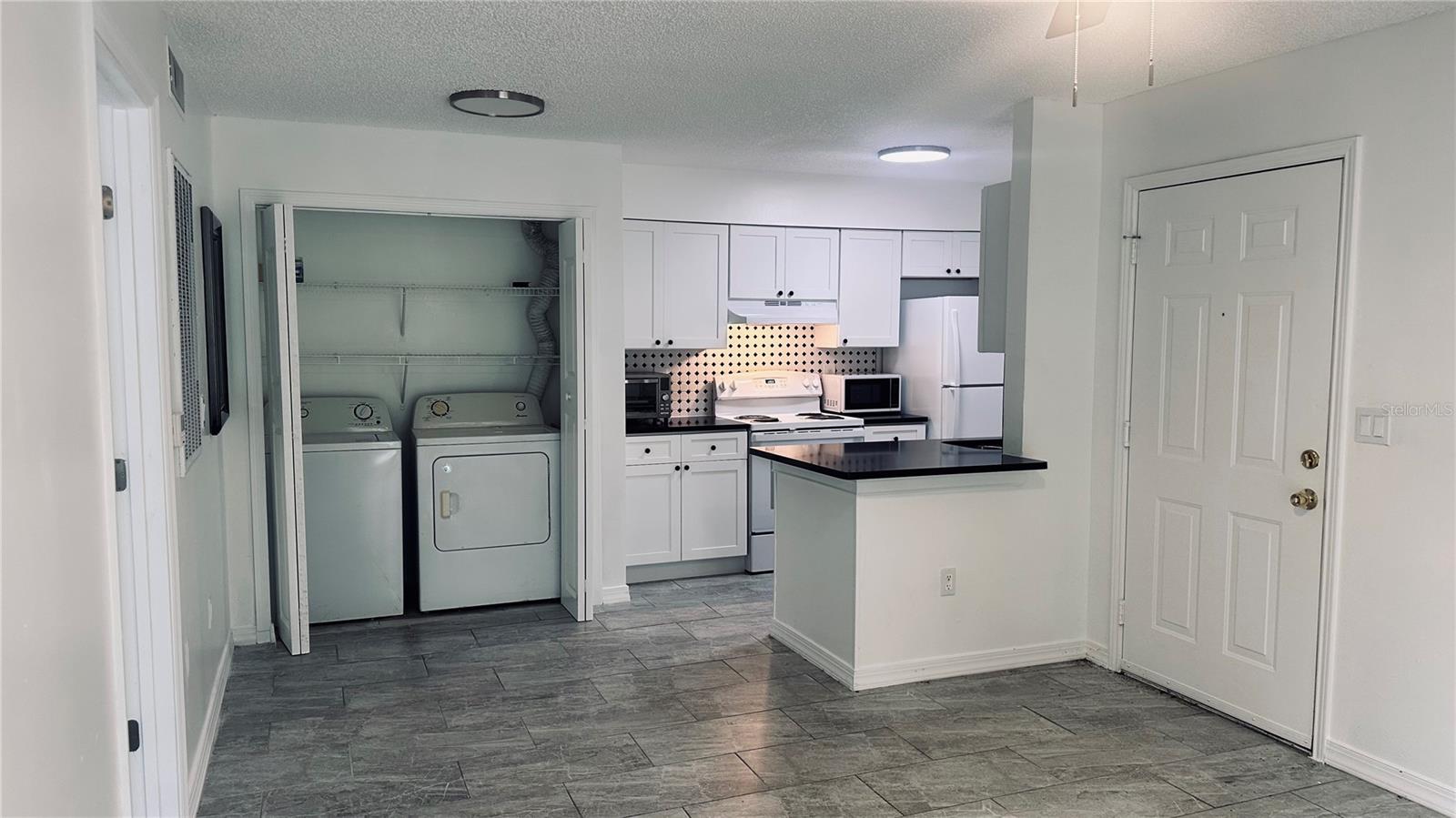 709 SECRET HARBOR LN #111, LAKE MARY, FL, 32746