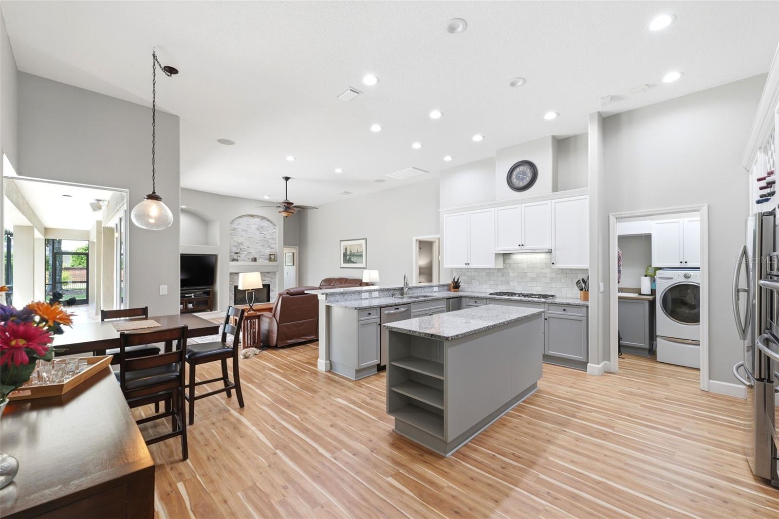 19708 WELLINGTON MANOR BLVD, LUTZ, FL, 33549