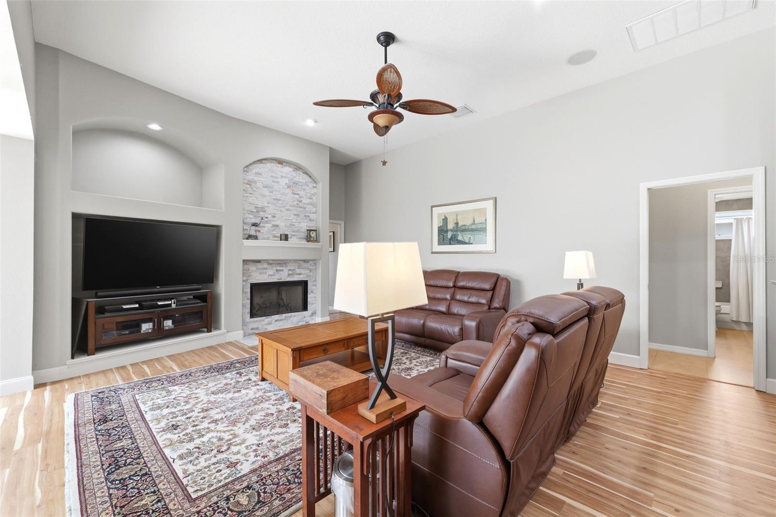 19708 WELLINGTON MANOR BLVD, LUTZ, FL, 33549