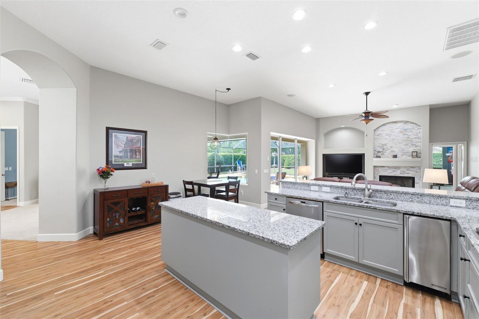 19708 WELLINGTON MANOR BLVD, LUTZ, FL, 33549
