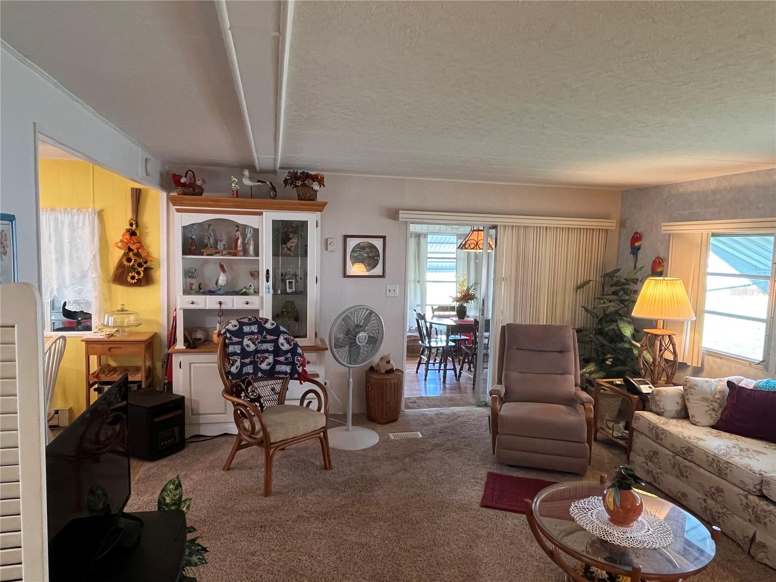 206 ROMA RD, VENICE, FL, 34285