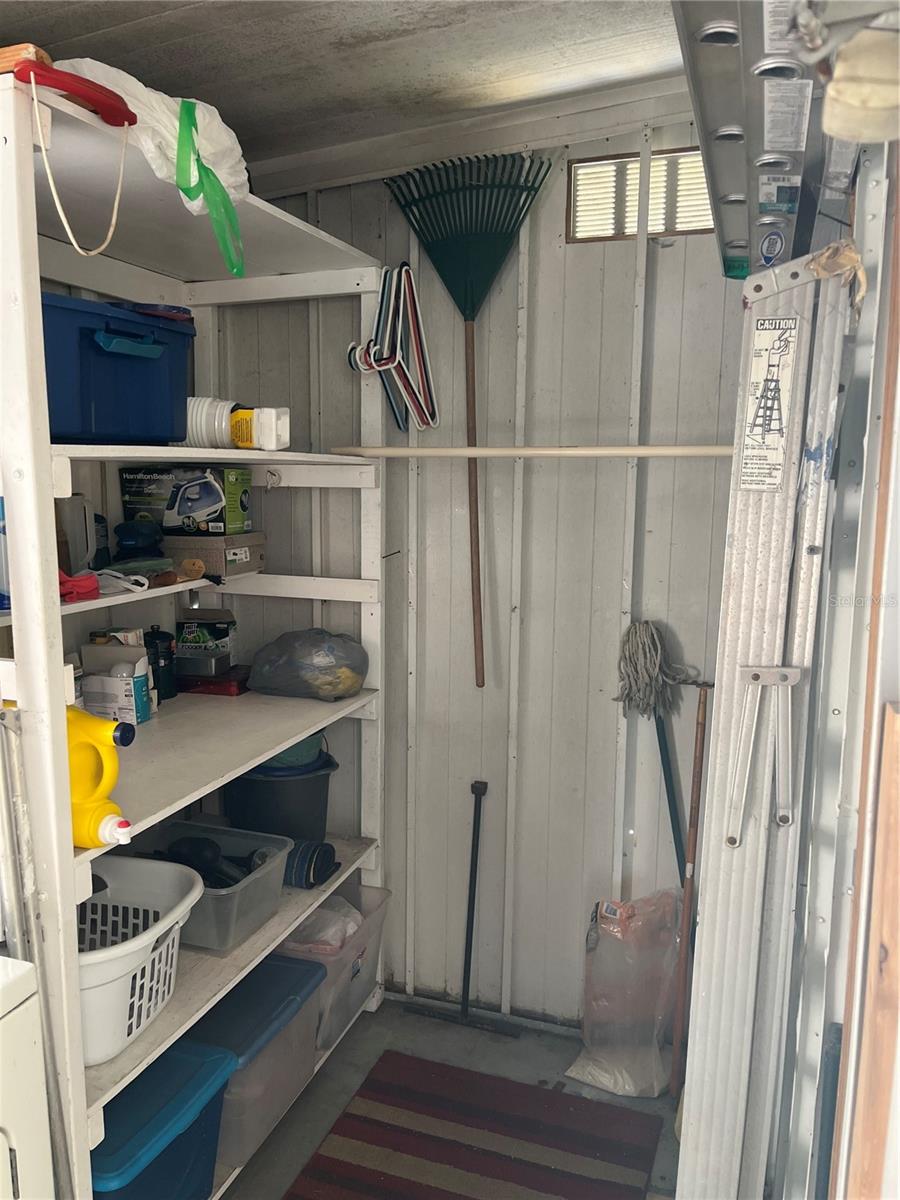 206 ROMA RD, VENICE, FL, 34285