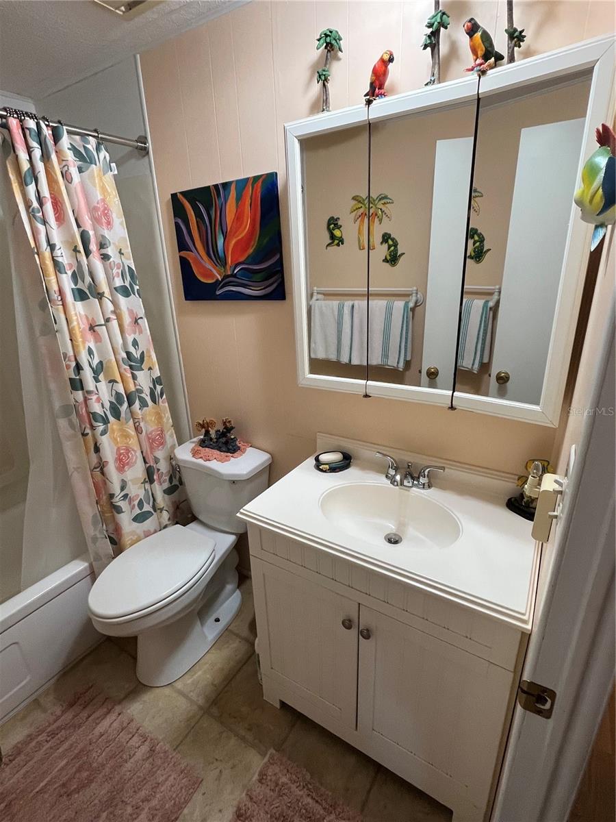 206 ROMA RD, VENICE, FL, 34285