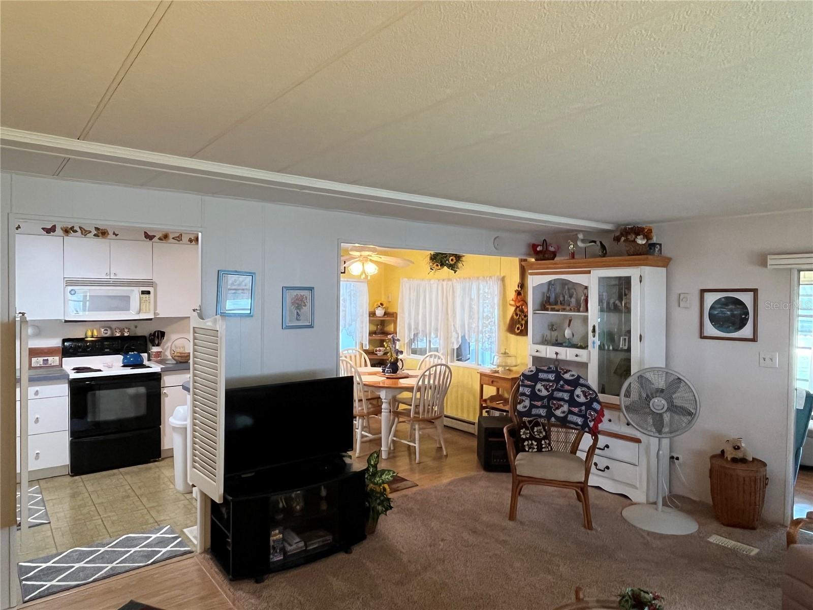 206 ROMA RD, VENICE, FL, 34285