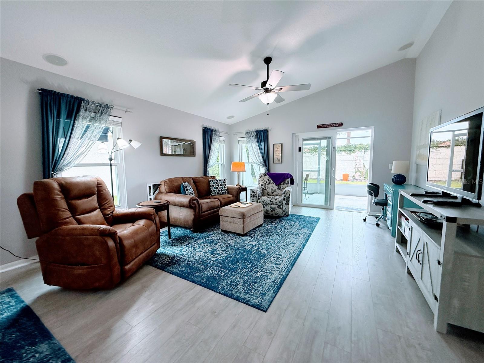 336 GRAND CANAL DR, POINCIANA, FL, 34759