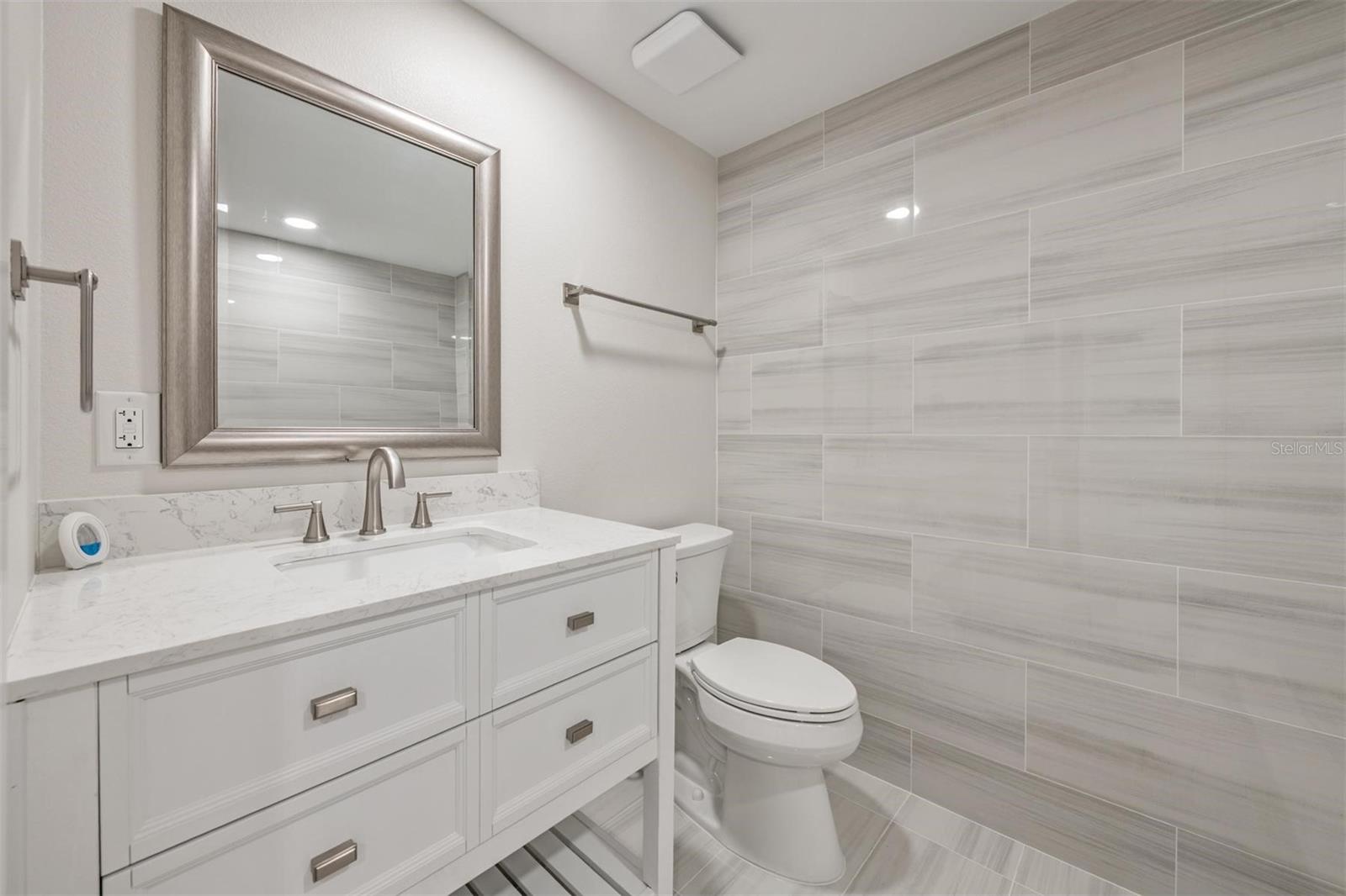 5255 SCHOOL RD, NEW PORT RICHEY, FL, 34653