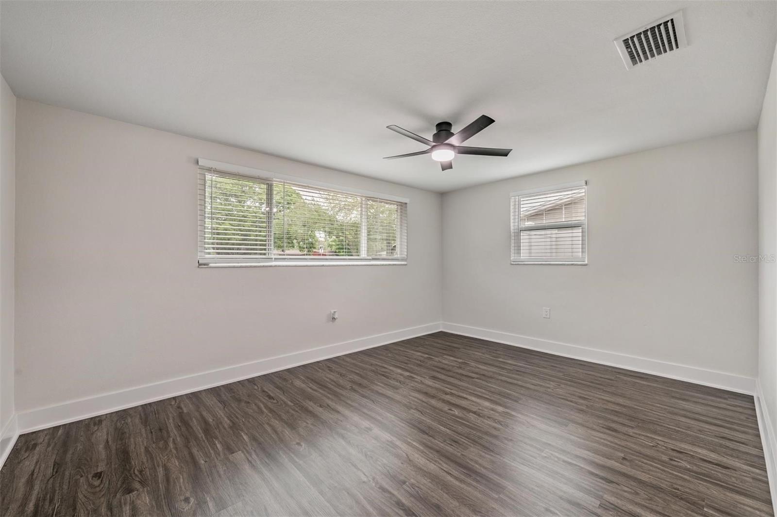 5255 SCHOOL RD, NEW PORT RICHEY, FL, 34653