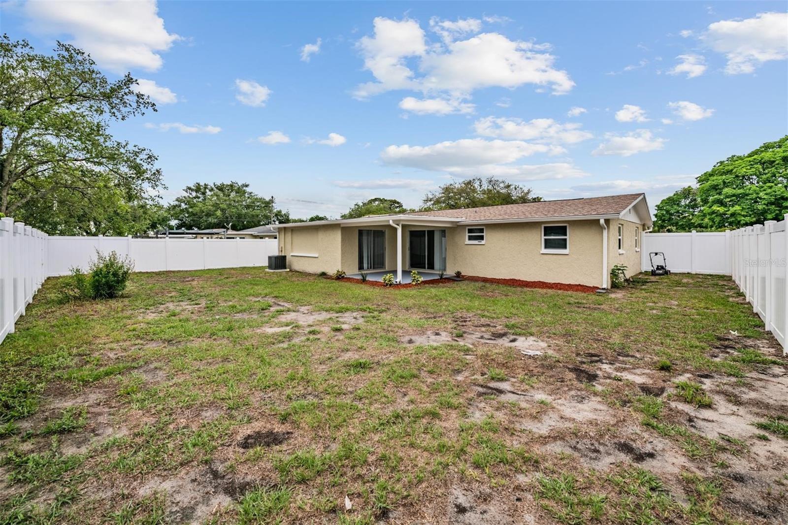 5255 SCHOOL RD, NEW PORT RICHEY, FL, 34653
