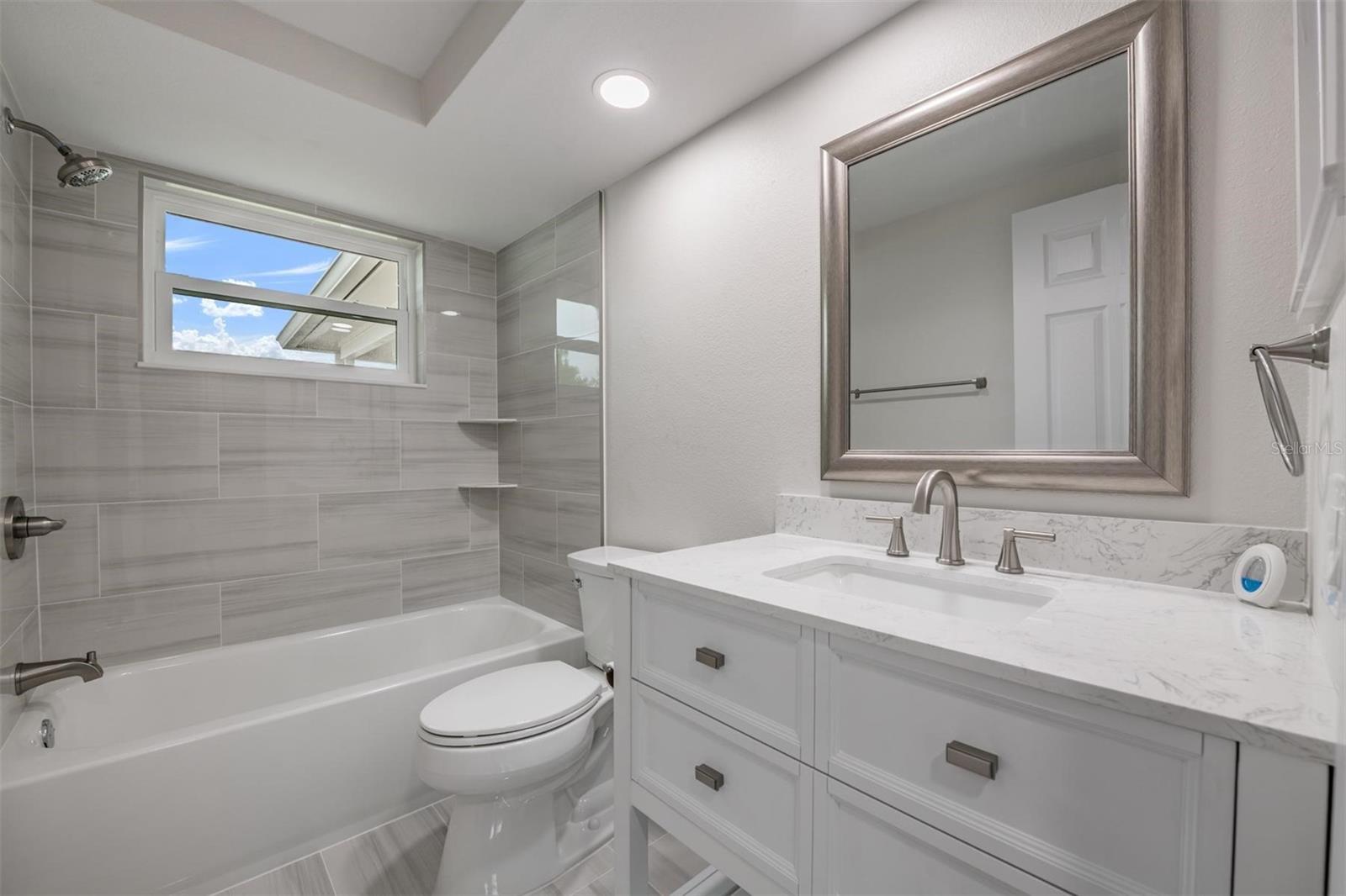 5255 SCHOOL RD, NEW PORT RICHEY, FL, 34653