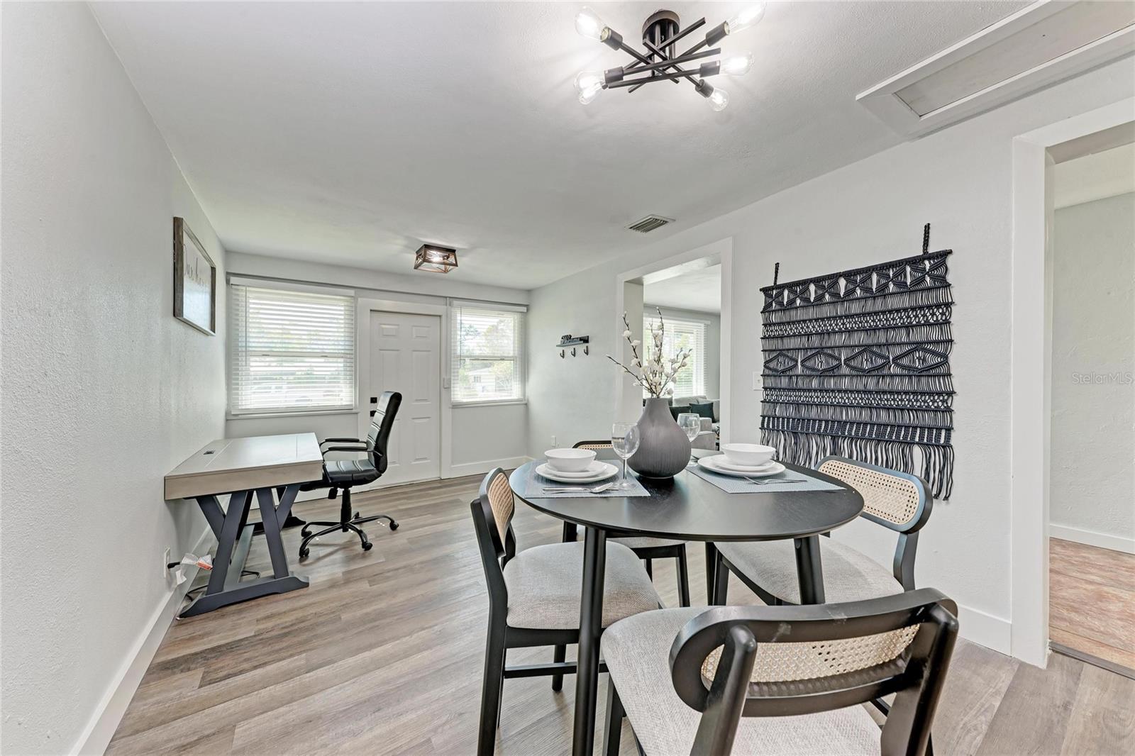 339 SUWANEE AVE, SARASOTA, FL, 34243