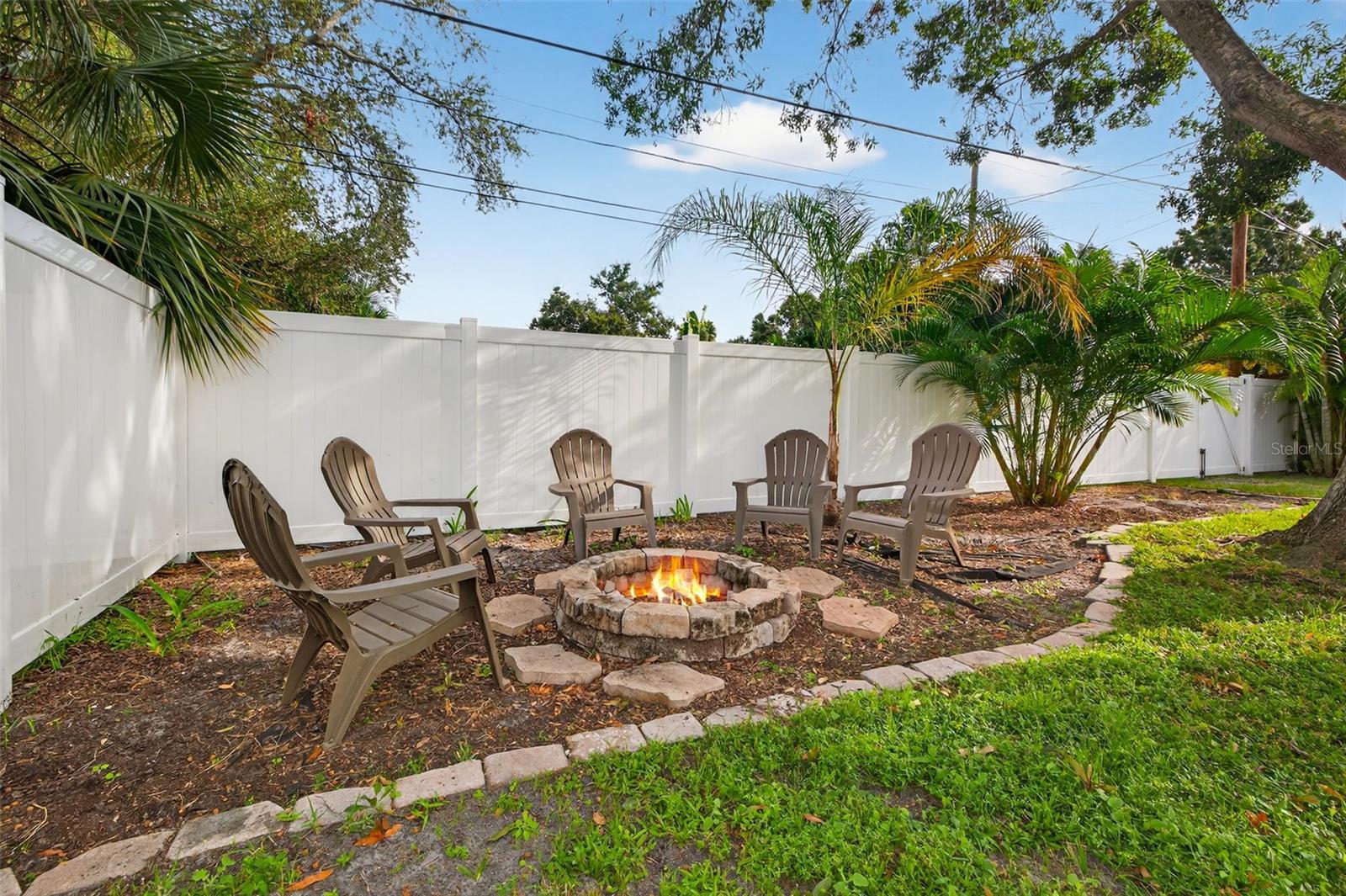 637 41ST AVE NE, ST PETERSBURG, FL, 33703