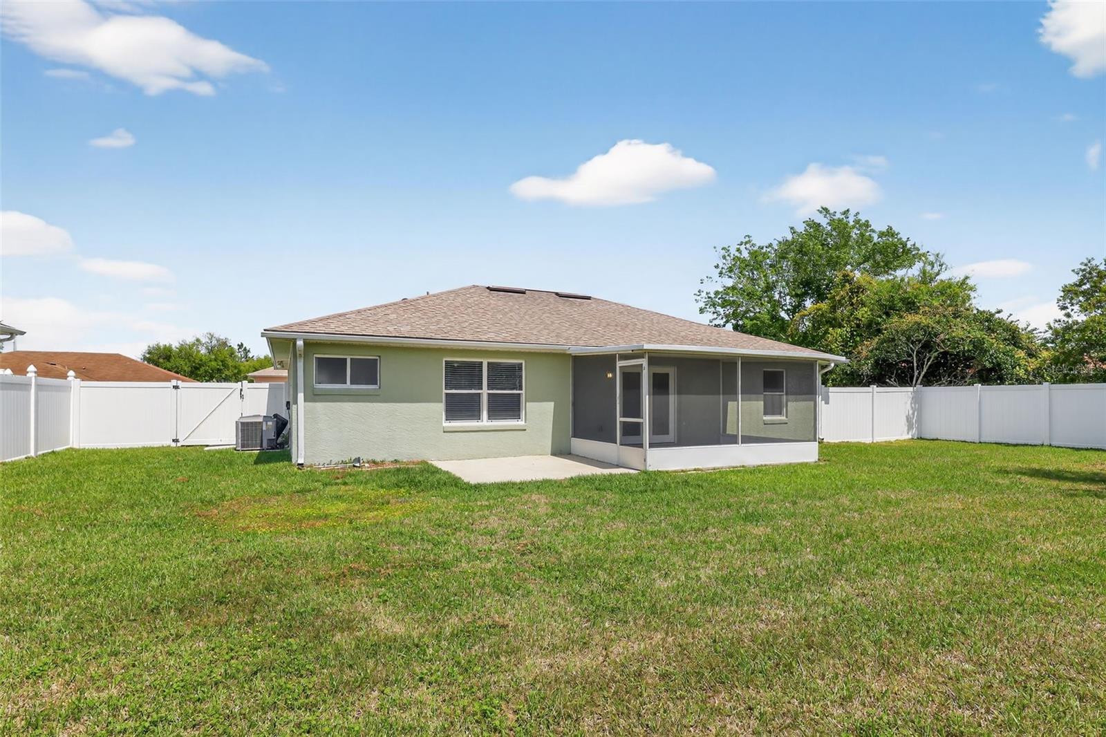 26 WOOD AMBER LN, PALM COAST, FL, 32164