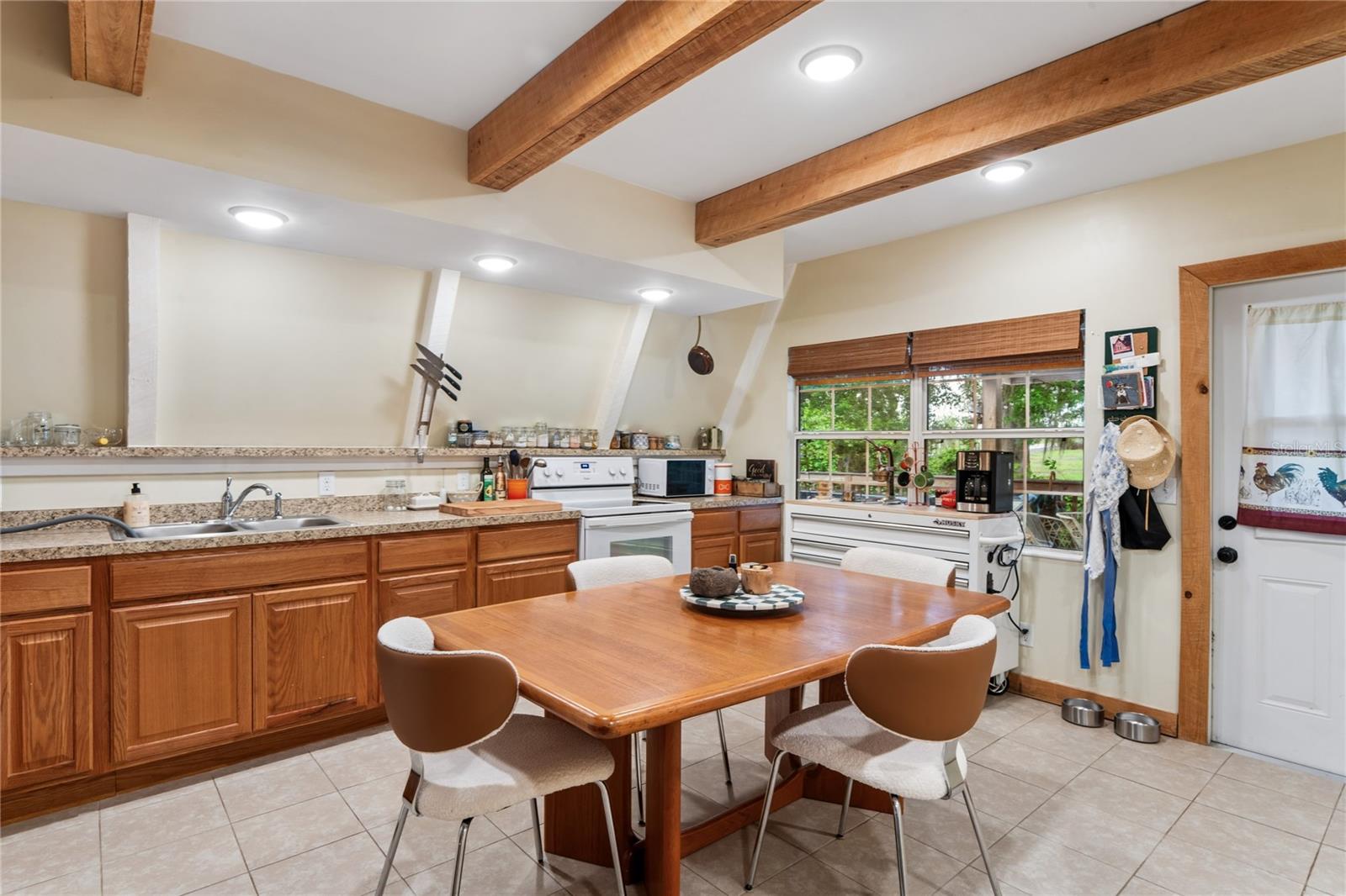 9366 CR 649, BUSHNELL, FL, 33513