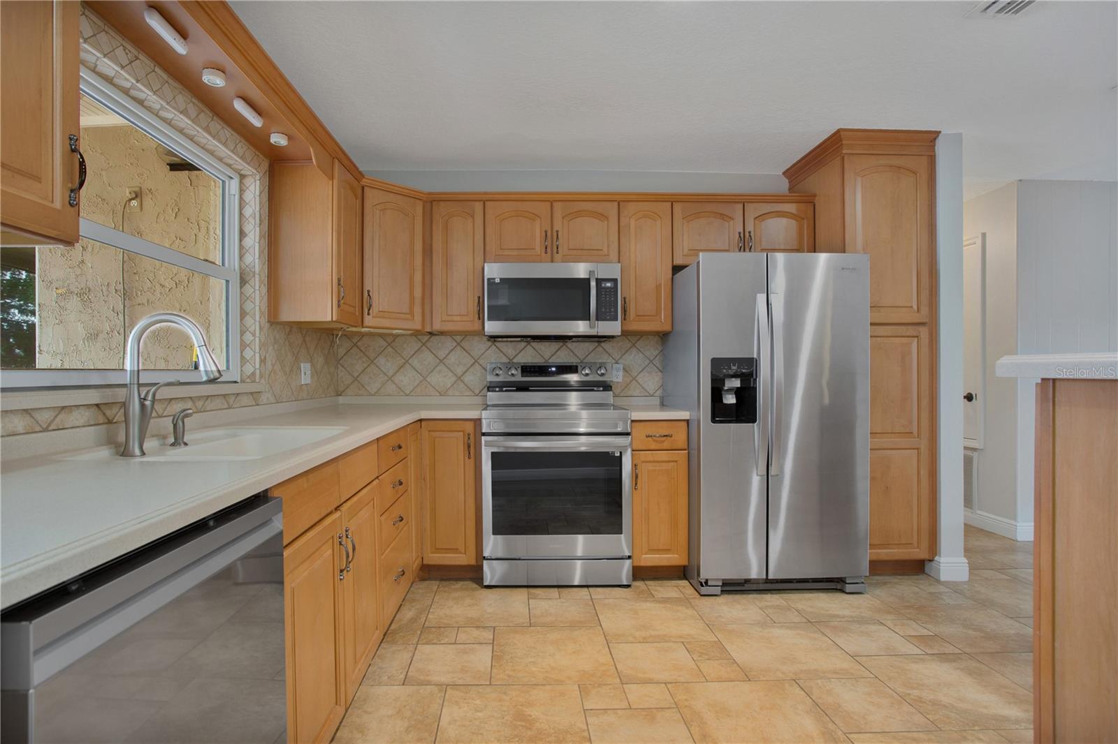 8757 HARBOR VIEW DR, ORLANDO, FL, 32817