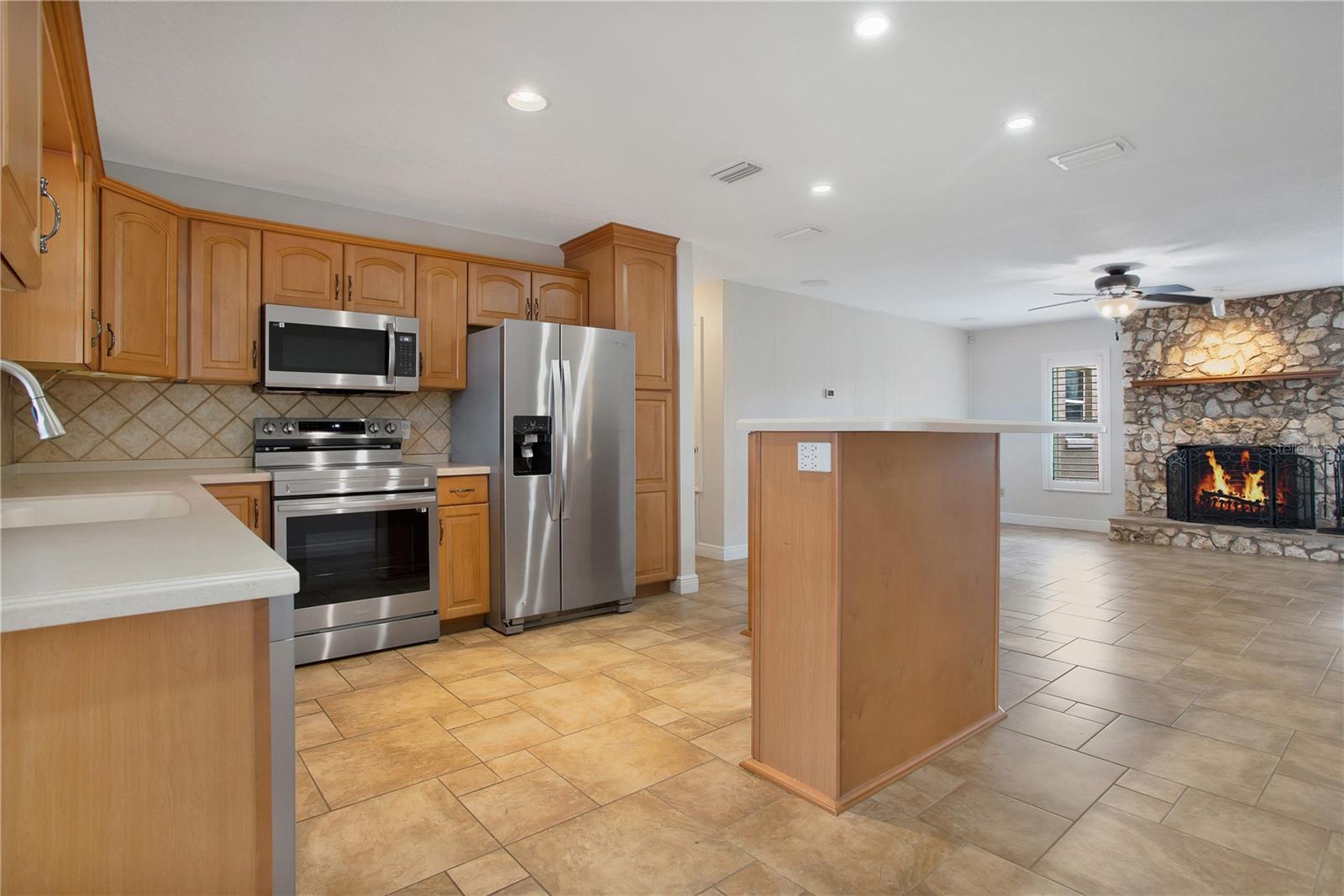 8757 HARBOR VIEW DR, ORLANDO, FL, 32817
