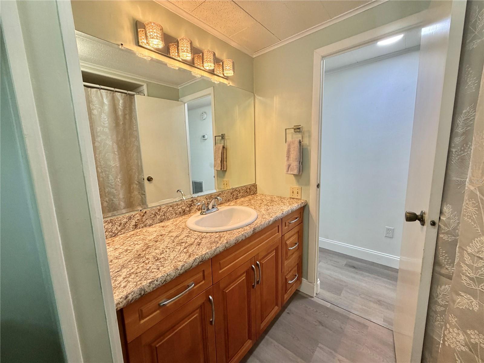 103 ROYAL PALM DR, LEESBURG, FL, 34748