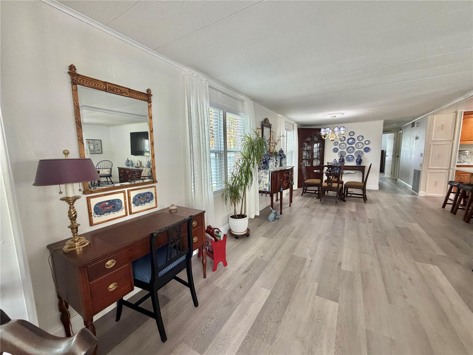 103 ROYAL PALM DR, LEESBURG, FL, 34748