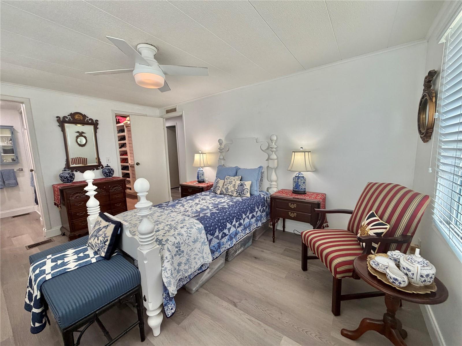 103 ROYAL PALM DR, LEESBURG, FL, 34748