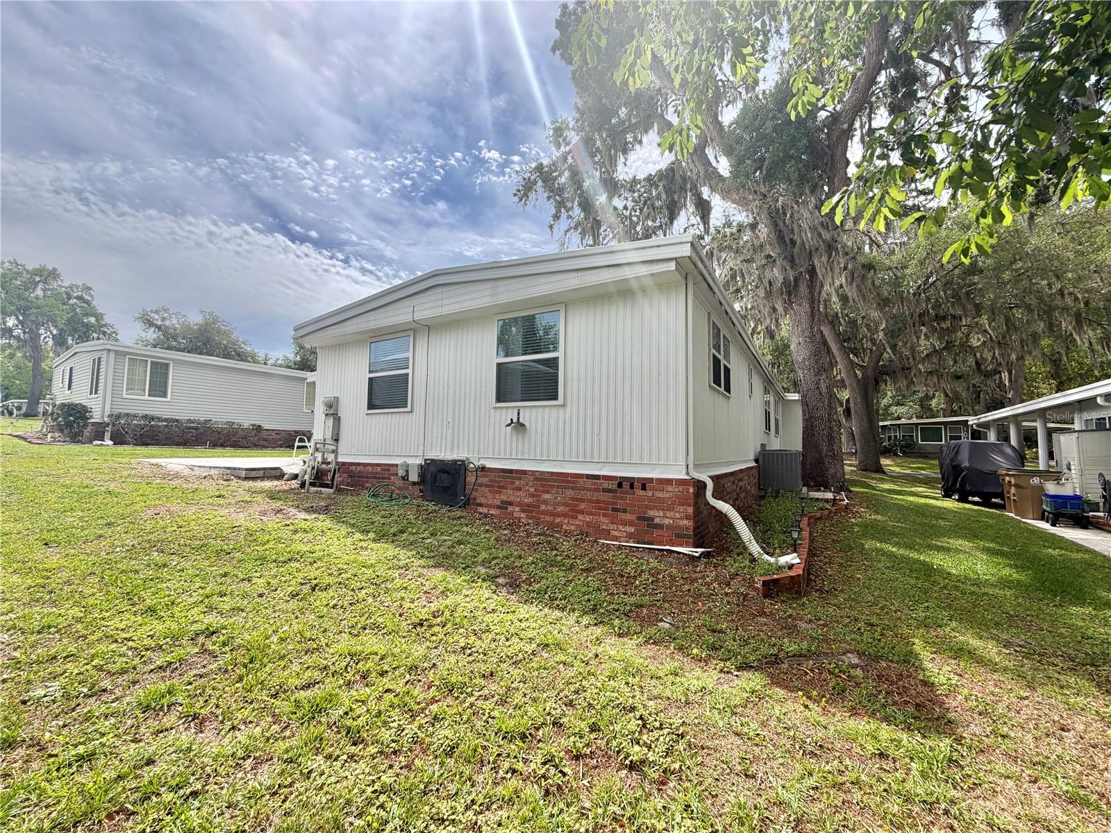 103 ROYAL PALM DR, LEESBURG, FL, 34748