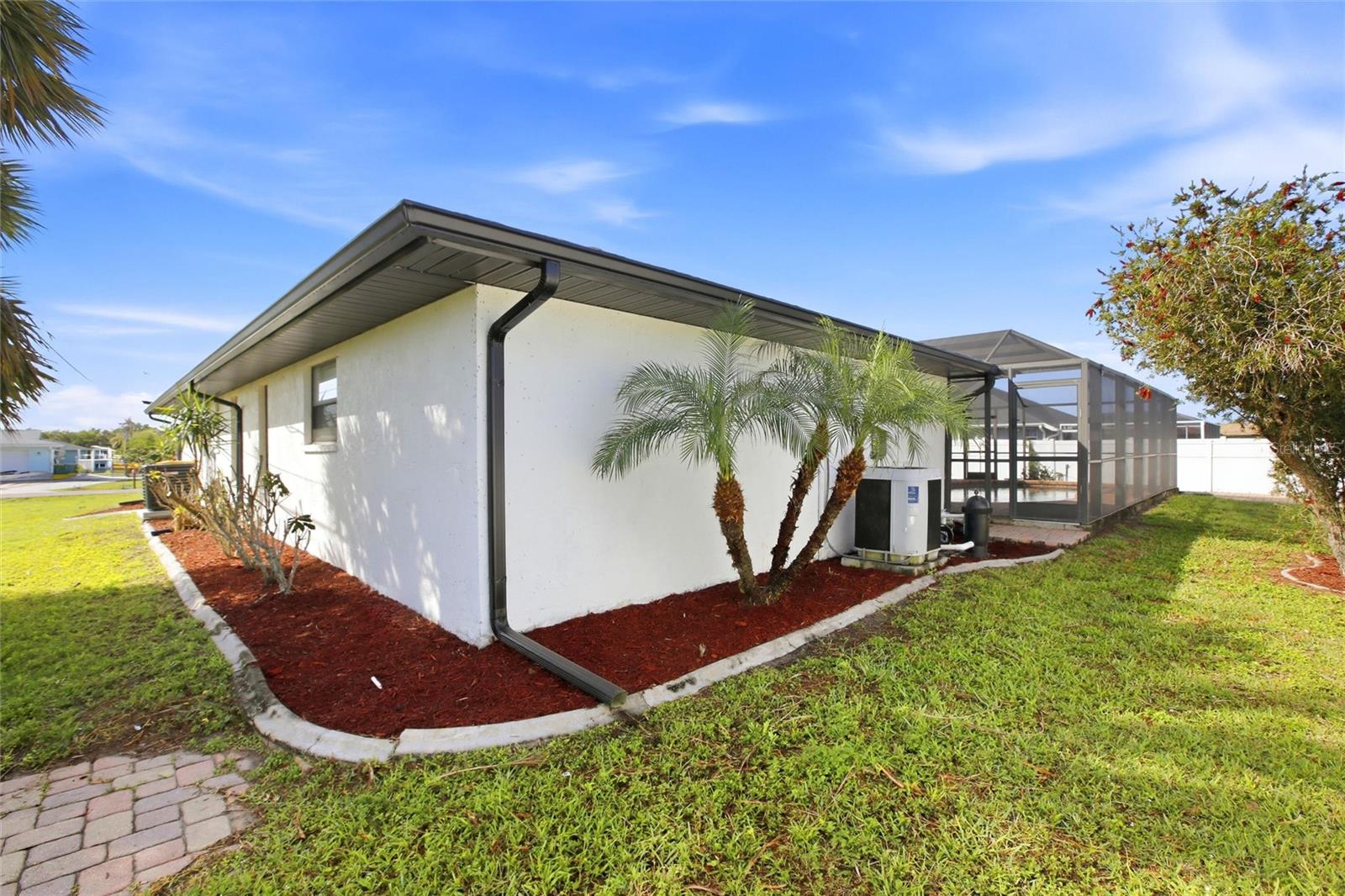 176 N WATERWAY DR NW, PORT CHARLOTTE, FL, 33952