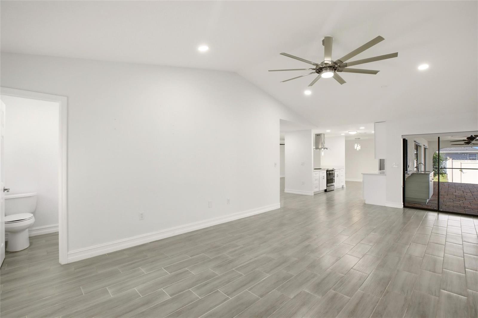 176 N WATERWAY DR NW, PORT CHARLOTTE, FL, 33952