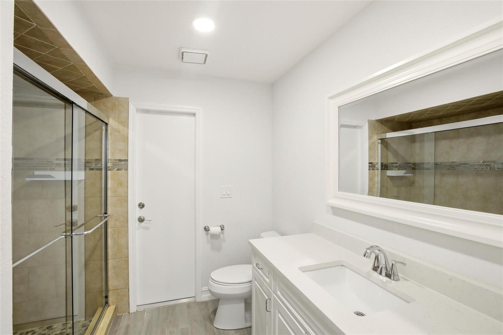 176 N WATERWAY DR NW, PORT CHARLOTTE, FL, 33952