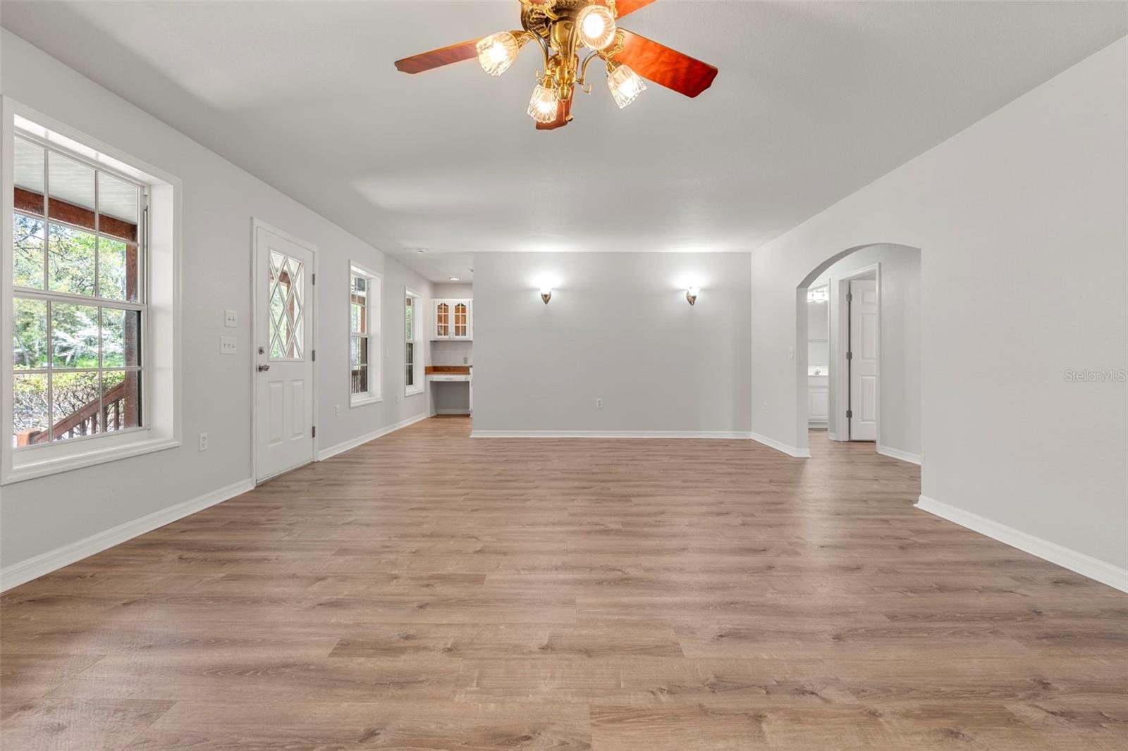 2150 MASSACHUSETTS, LANARK VILLAGE, FL, 32323
