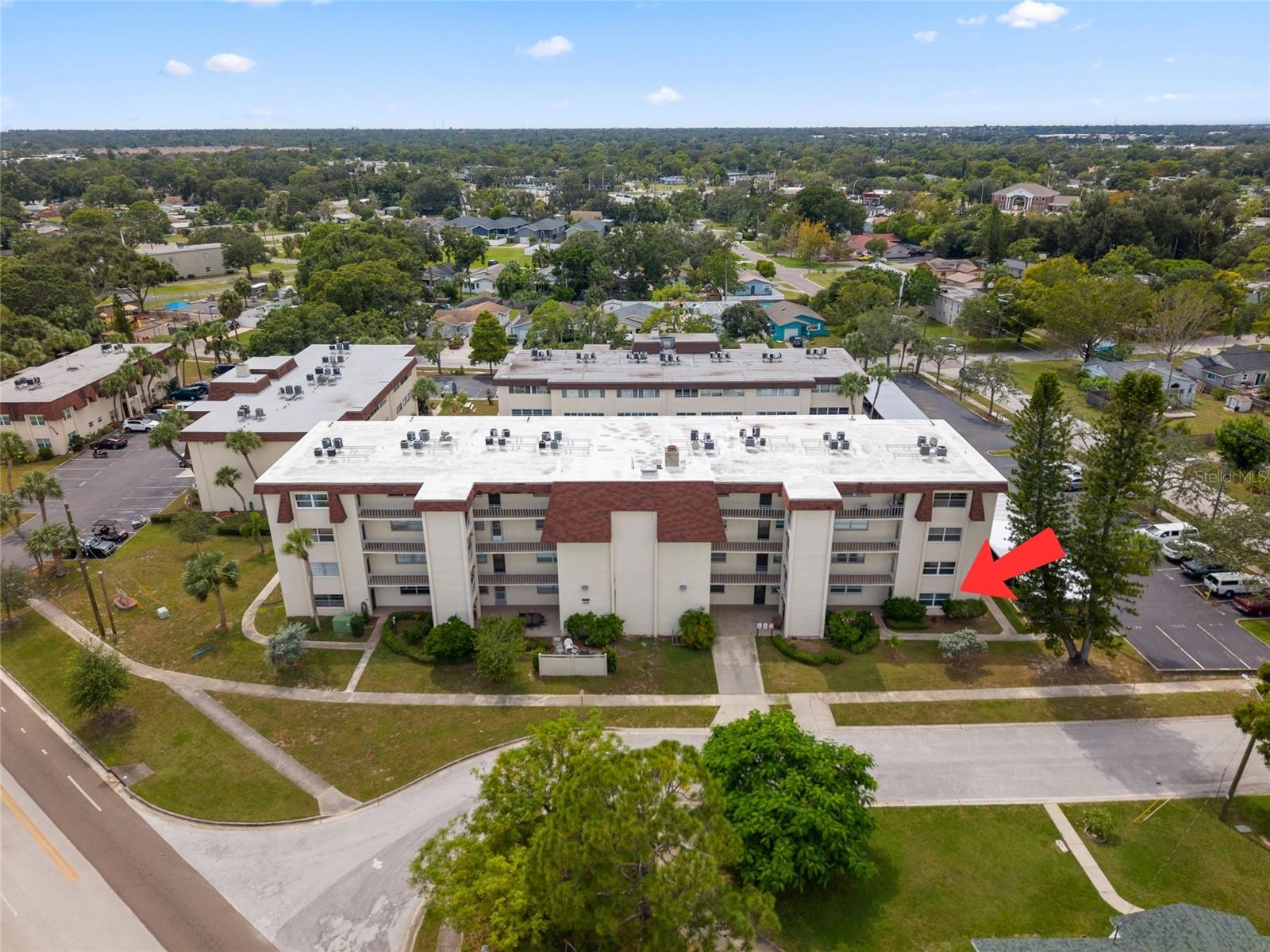 209 NE LINCOLN CIR N #109, ST PETERSBURG, FL, 33702