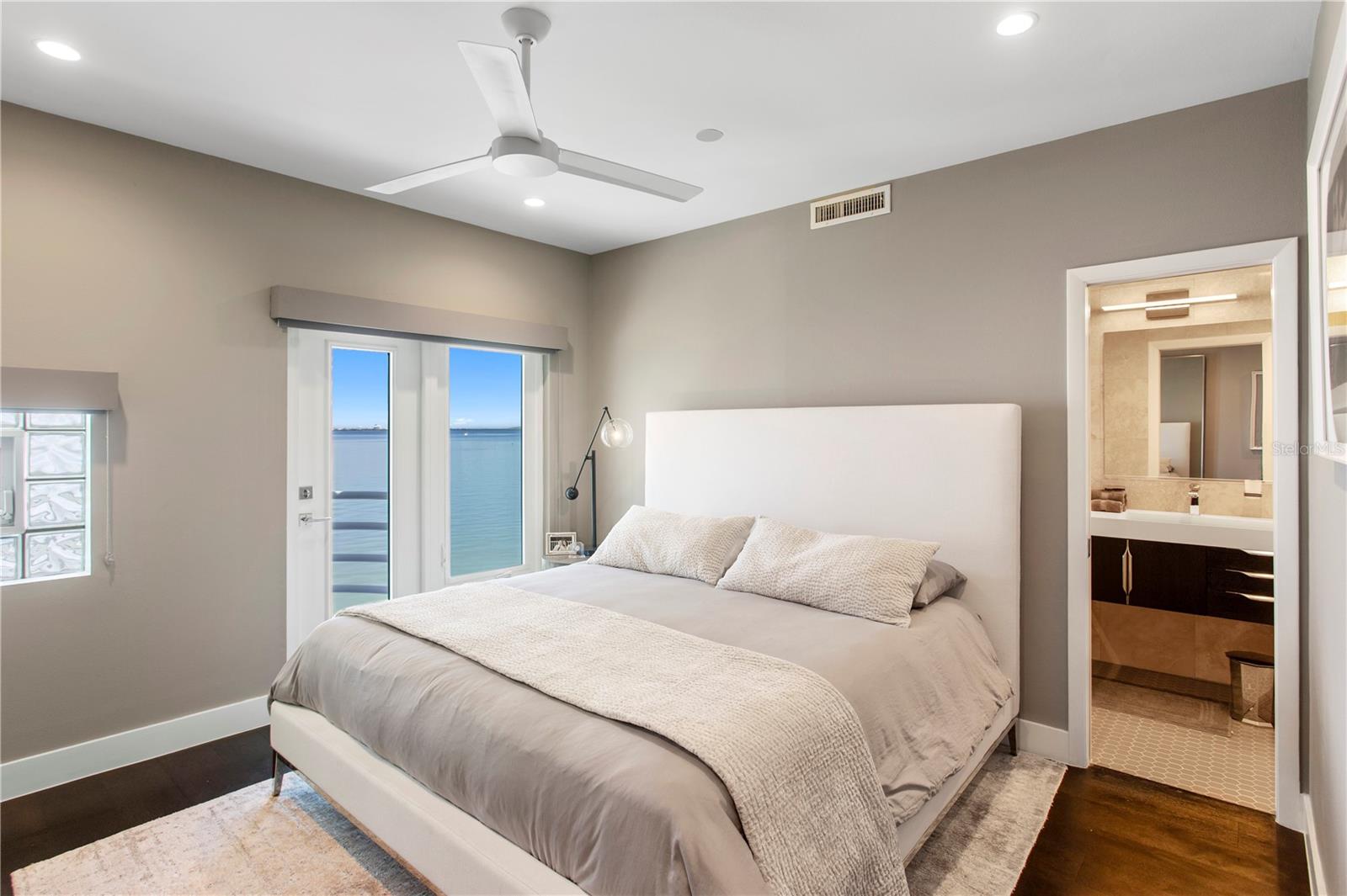 4950 BAYSHORE BLVD #25D, TAMPA, FL, 33611