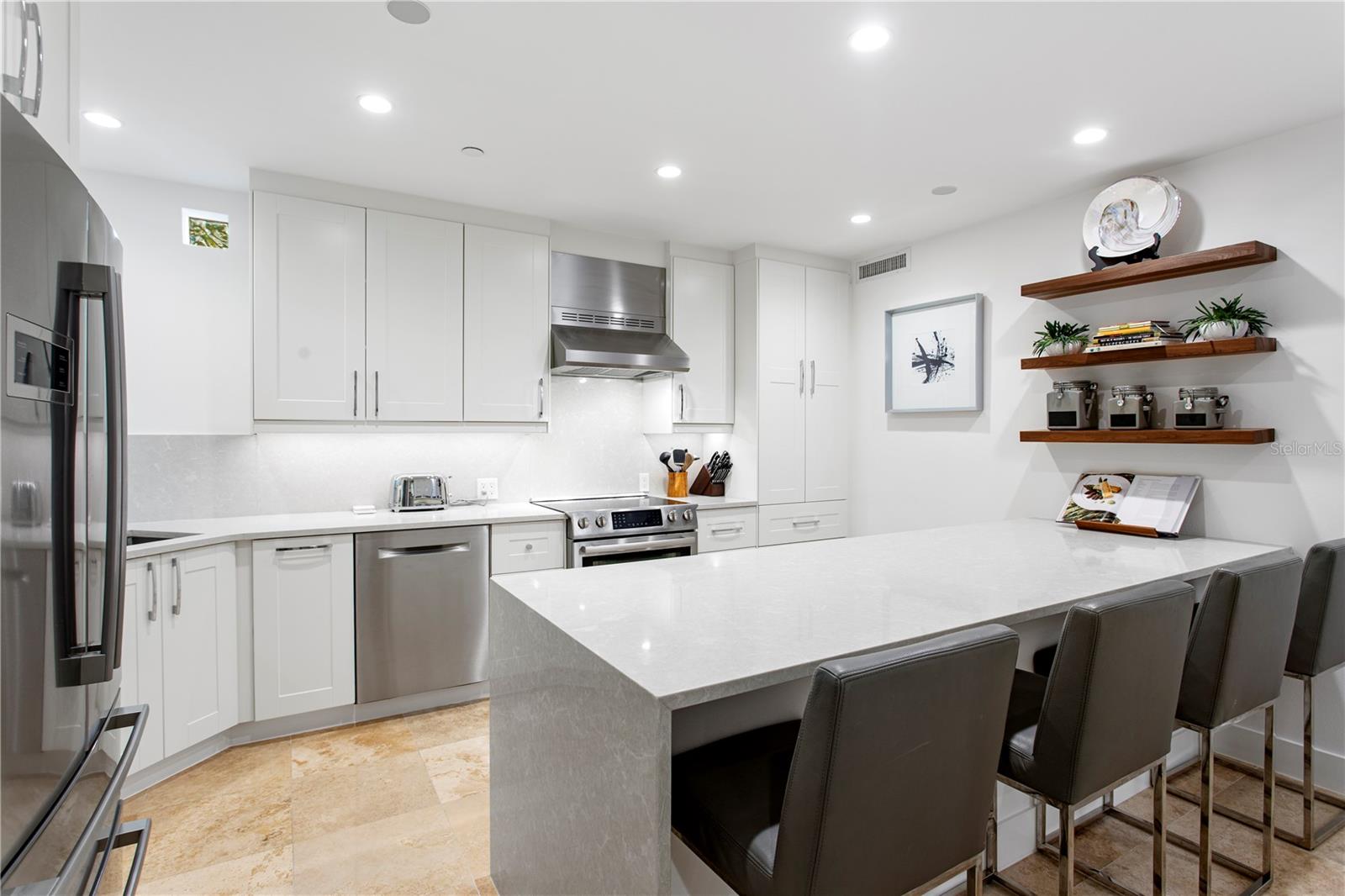 4950 BAYSHORE BLVD #25D, TAMPA, FL, 33611
