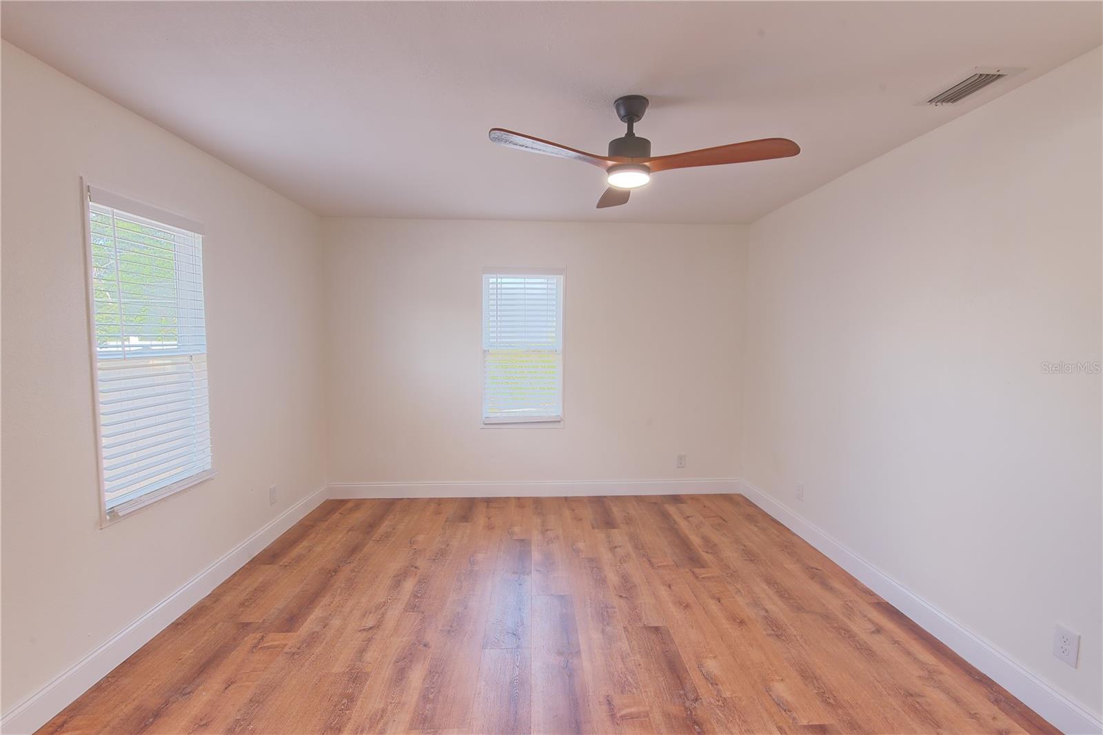 1200 40TH ST S, ST PETERSBURG, FL, 33711