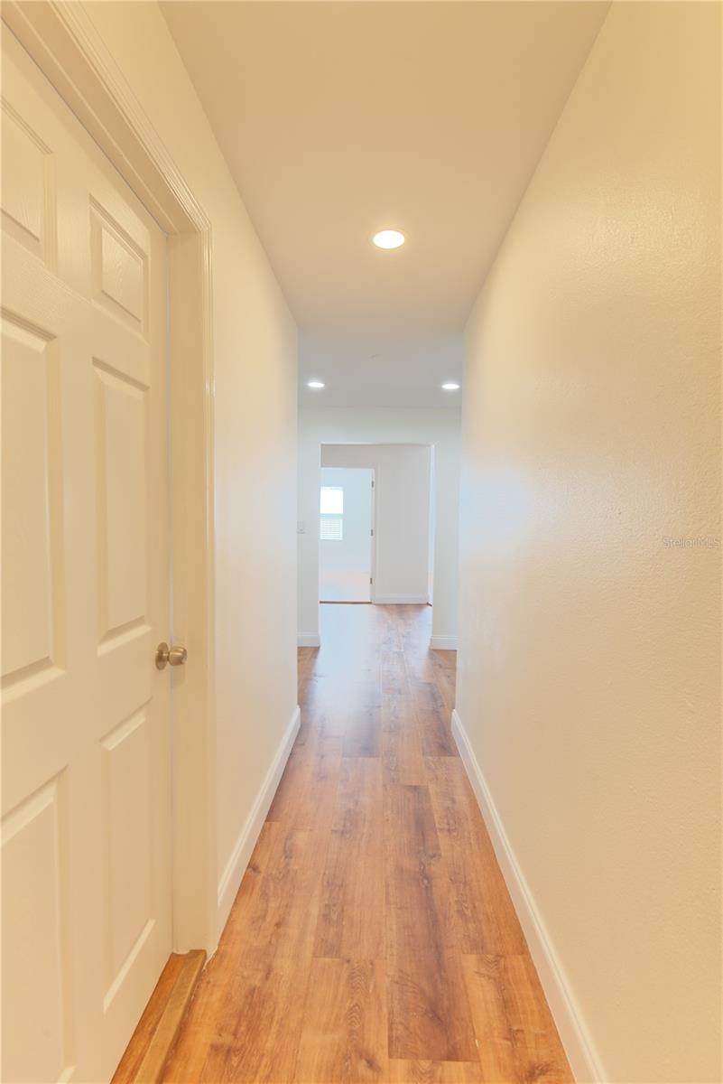1200 40TH ST S, ST PETERSBURG, FL, 33711