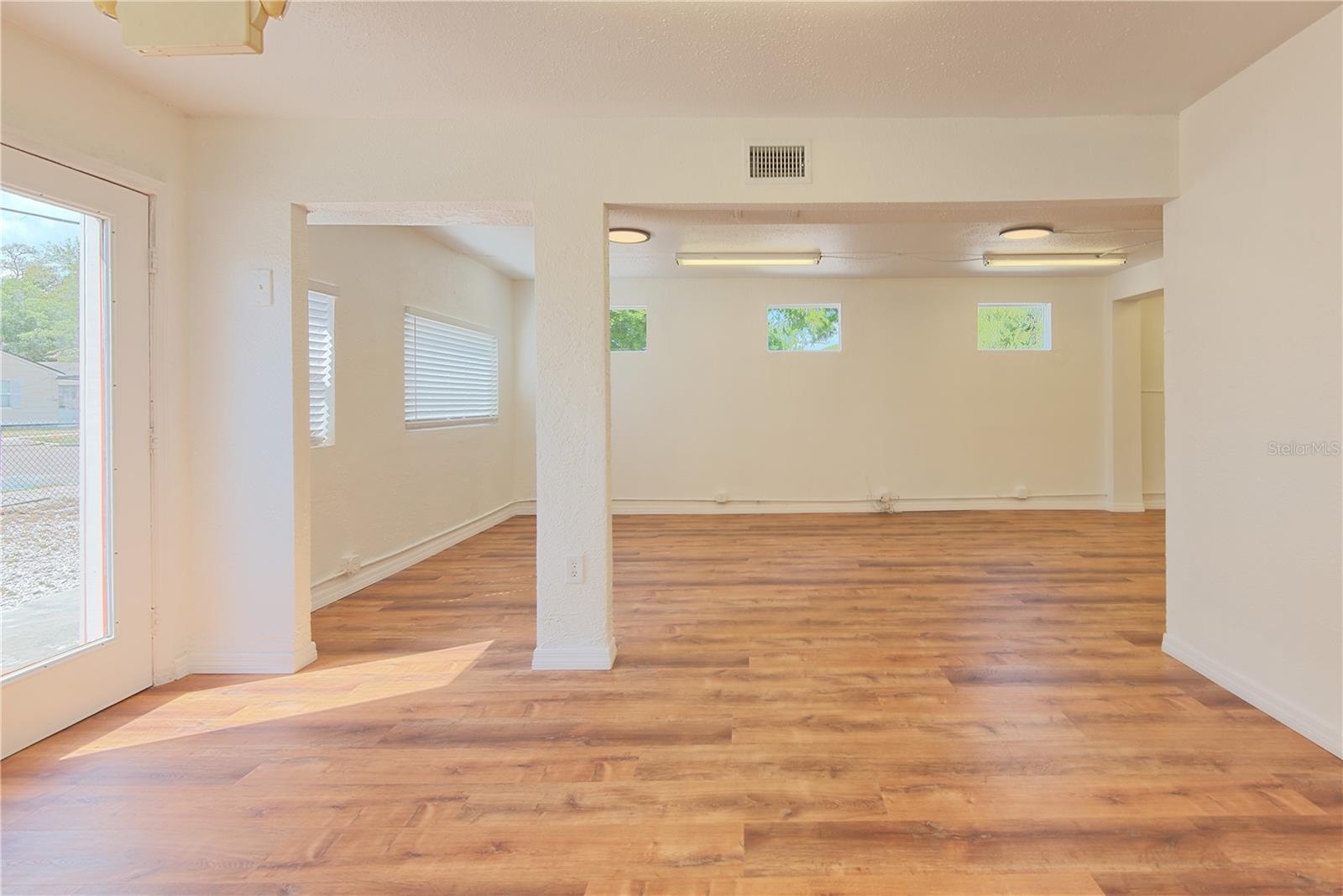 1200 40TH ST S, ST PETERSBURG, FL, 33711