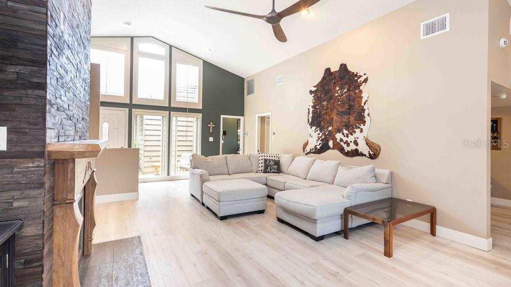 106 COUNTRY PL, SANFORD, FL, 32771