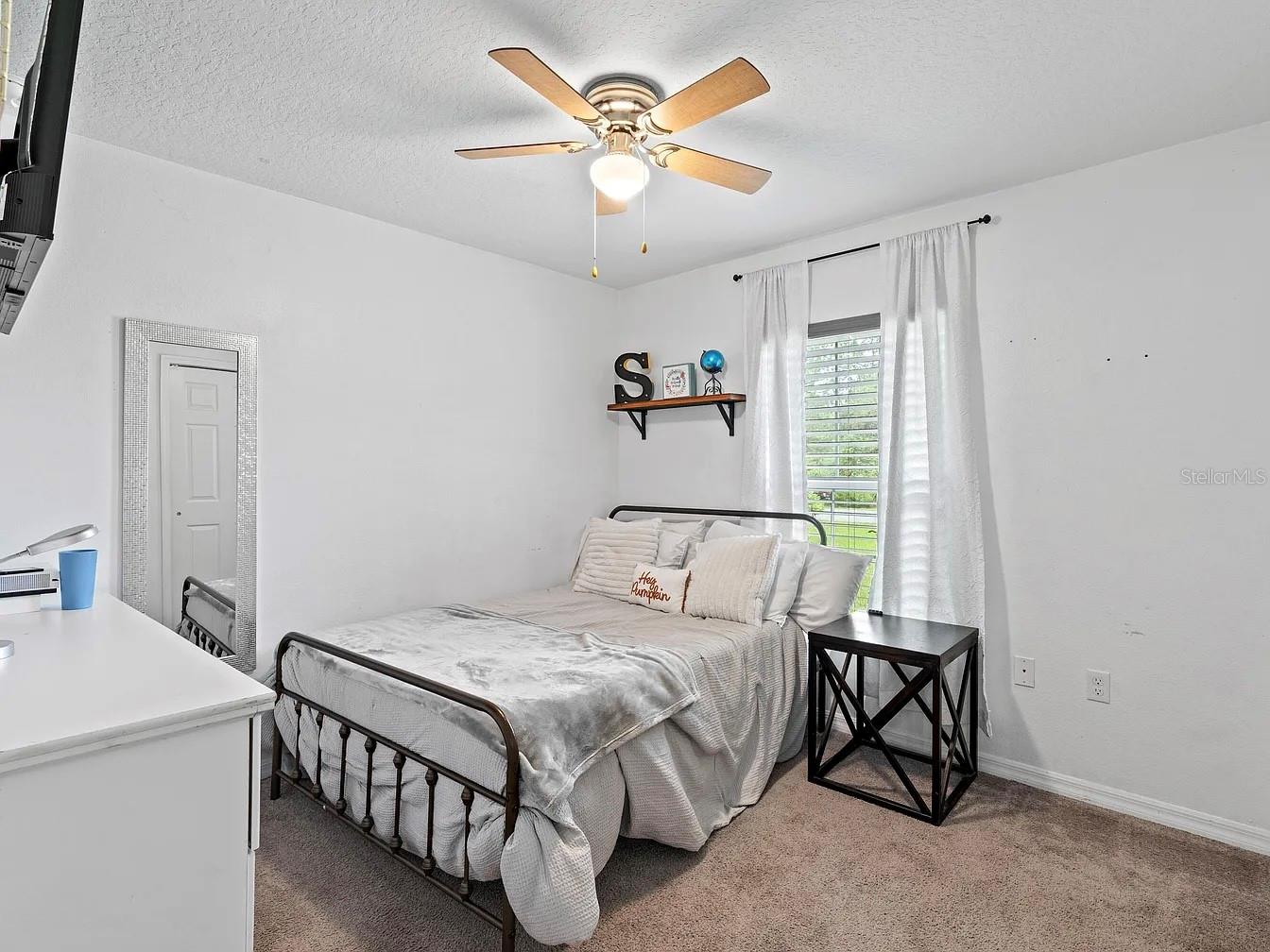 84 BUTTONWORTH DR, PALM COAST, FL, 32137