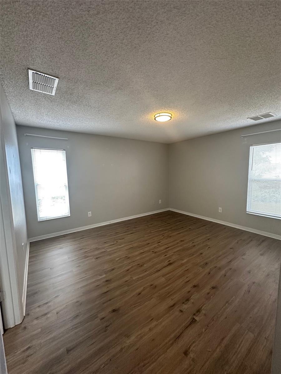 1001 LAKE CHARLES DR, DAVENPORT, FL, 33837