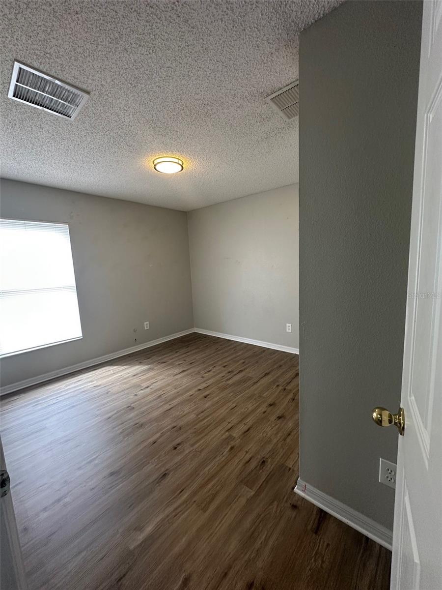 1001 LAKE CHARLES DR, DAVENPORT, FL, 33837