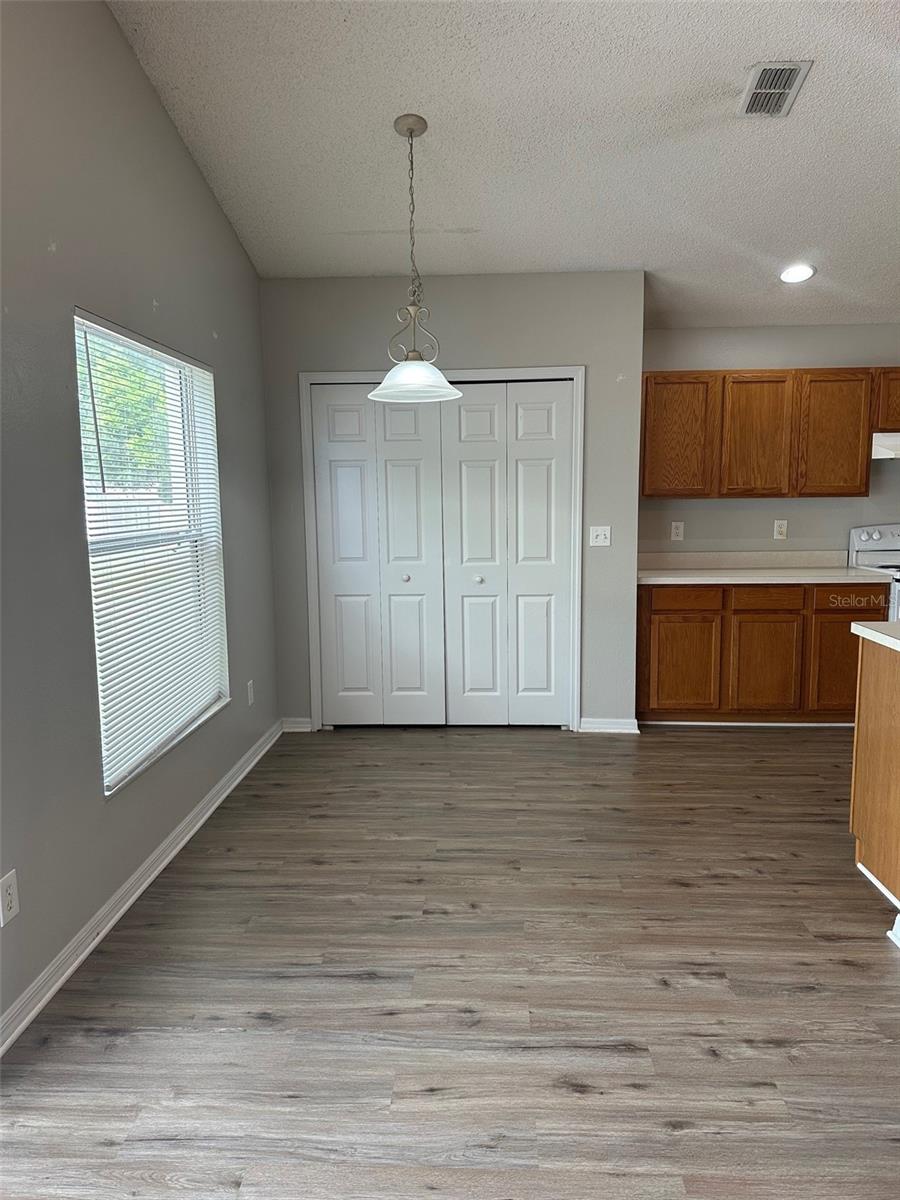 1001 LAKE CHARLES DR, DAVENPORT, FL, 33837