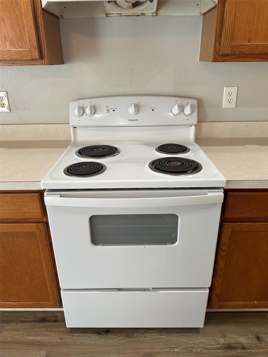 1001 LAKE CHARLES DR, DAVENPORT, FL, 33837