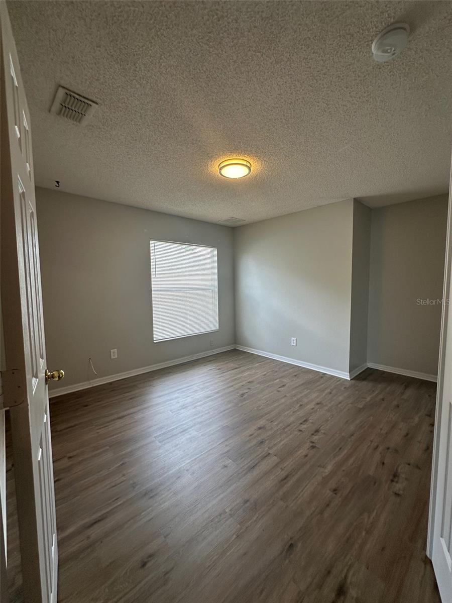 1001 LAKE CHARLES DR, DAVENPORT, FL, 33837