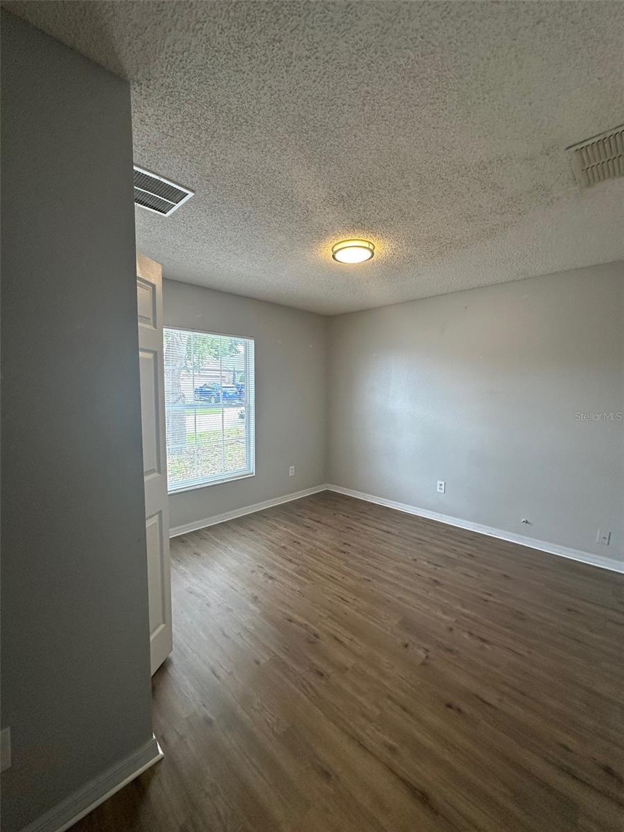 1001 LAKE CHARLES DR, DAVENPORT, FL, 33837