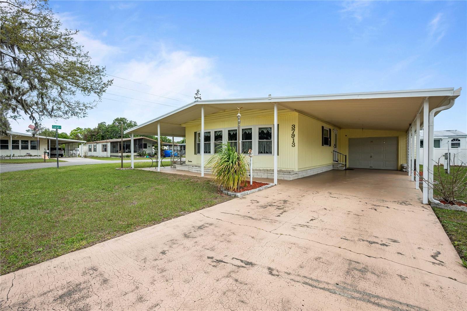 37913 SAGO PALM DR, ZEPHYRHILLS, FL, 33542