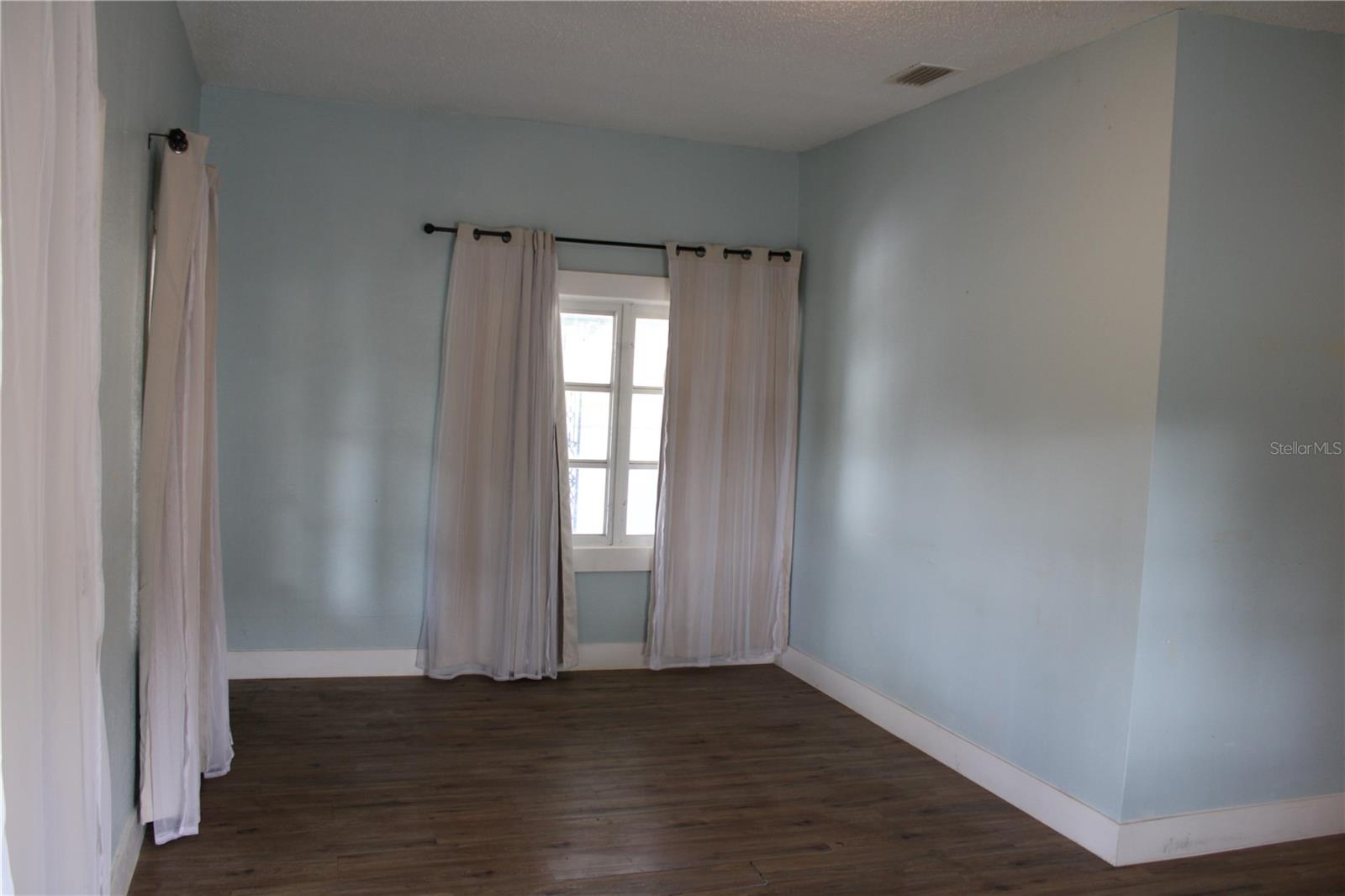 1106 E DR MARTIN LUTHER KING JR BLVD, PLANT CITY, FL, 33563