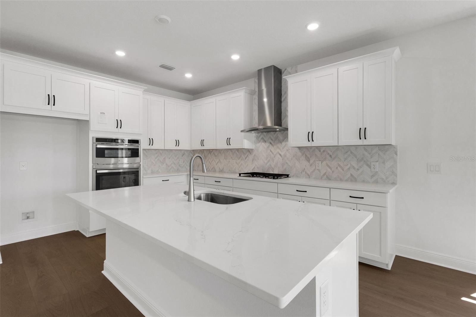 9670 CRYSTAL ISLES CIR, SARASOTA, FL, 34241