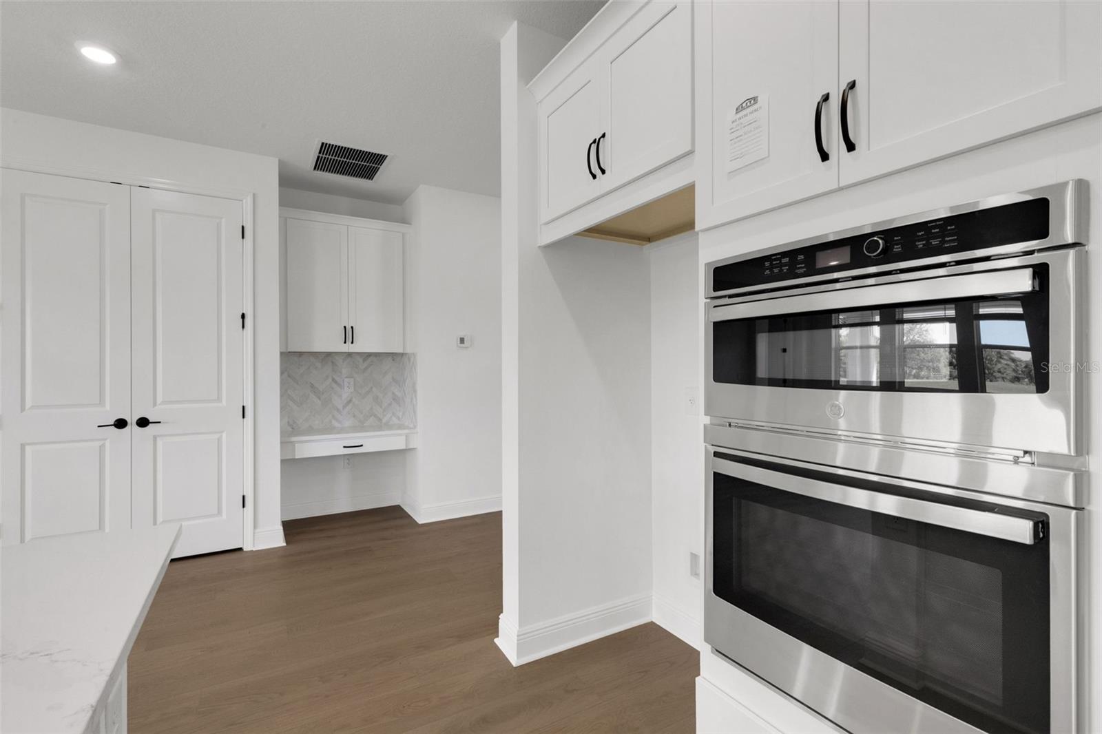 9670 CRYSTAL ISLES CIR, SARASOTA, FL, 34241
